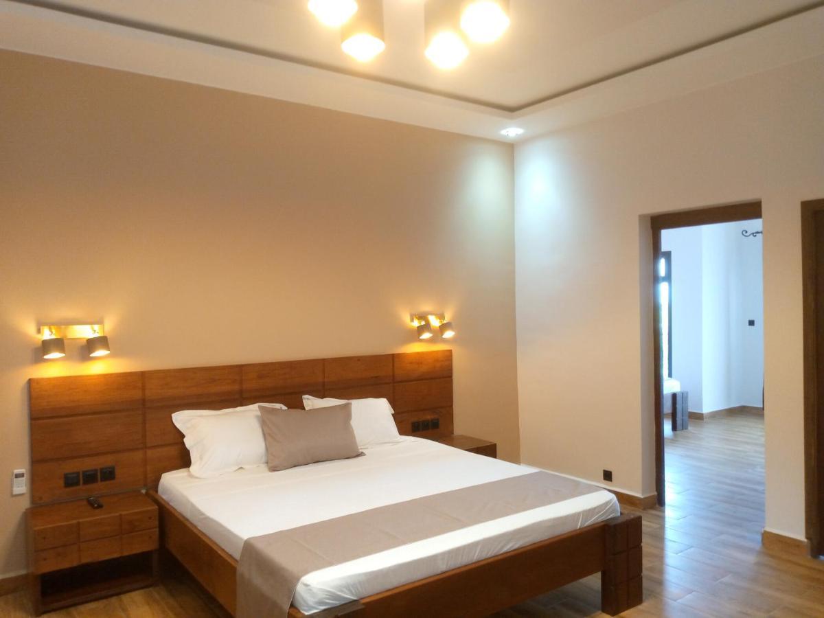 Soa Lia Hotel Miandrivazo Bagian luar foto